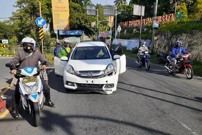 Jatuh saat Menikung, Pengendara Motor di Gunungkidul Tewas Tertabrak Mobil