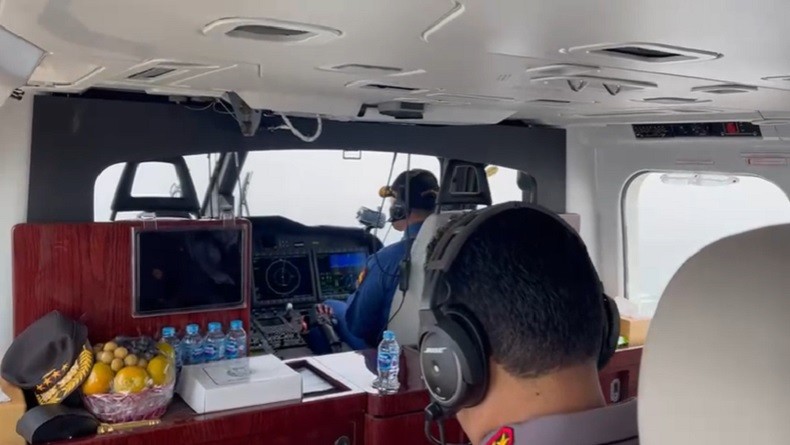 Kapolri Pantau Pelabuhan Merak-Bakauheni dan Pos Terpadu Cikampek - Purwakarta Melalui Udara