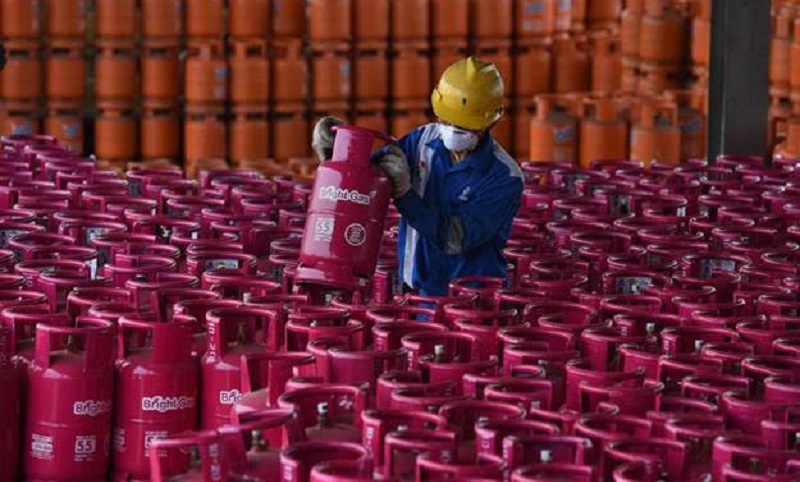 Pasokan Energi Aman saat Nataru, Pertamina Imbau Masyarakat Beli BBM dan LPG sesuai Kebutuhan