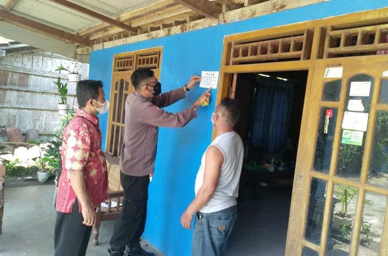 Polres Semarang Tempeli Stiker Rumah Pemudik Nataru, Ini Tujuannya