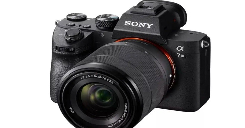 Kekurangan Chip, Sony Terpaksa Berhenti Terima Pesanan Sejumlah Kamera 