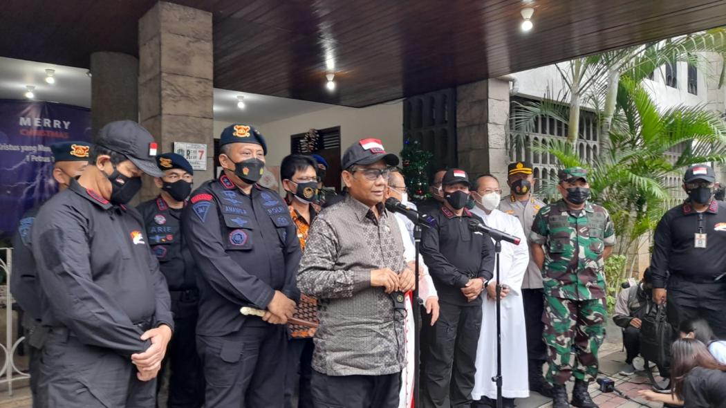 Mahfud MD Cek Persiapan Pengamanan Gereja Katedral Jakarta