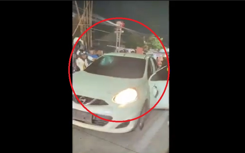 Remaja Diduga Pelaku Tabrak Lari di Makassar Diamuk Massa, Mobil Hancur Dirusak
