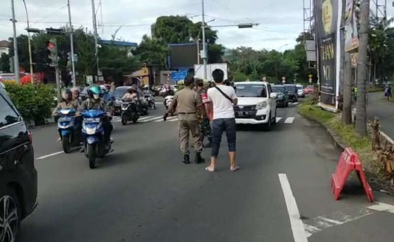 Jalur Puncak Lancar, Polisi Tetap Terapkan Ganjil Genap