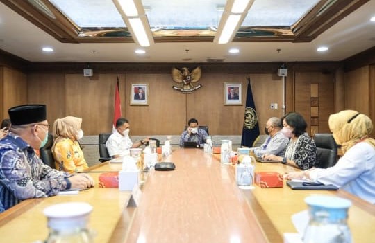 Sandiaga Uno Dorong Pemda Identifikasi Potensi Parekraf demi Ciptakan Lapangan Kerja 