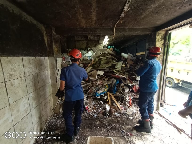 Musim Kawin Ular Resahkan Warga, Damkar Bogor Sibuk Bertugas