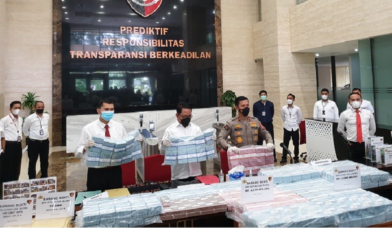 Eks Pimpinan Bank Jateng Cabang Jakarta Tersangka Korupsi Kredit Proyek Rp300 Miliar