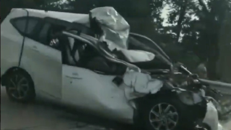 Kronologi Kecelakaan di Tol Jagorawi, Pengemudi Toyota Calya Tewas setelah Hantam Truk