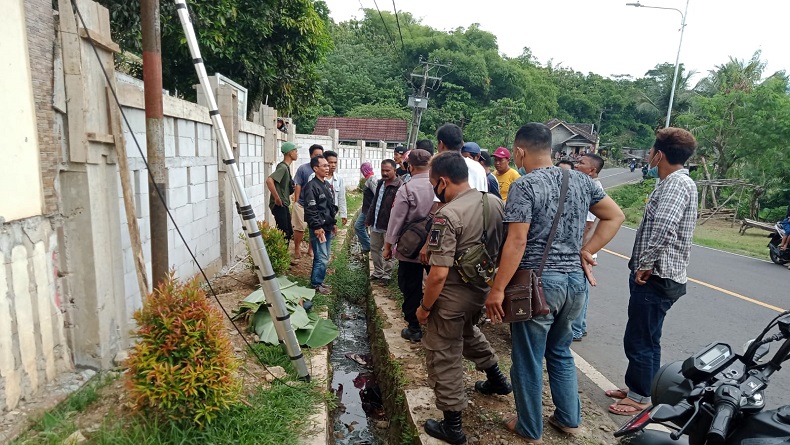 Seorang Pria Tewas Diduga akibat Tersengat Listrik di Surade Sukabumi