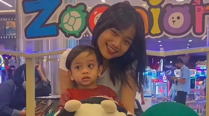 Jadi Sorotan Fuji Sudah Siapkan Kebutuhan Gala Sampai Usia 6 Tahun: Stok Baju dan Susu Aman