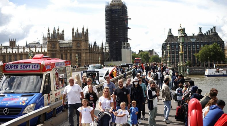 Bansos Covid di Inggris Ditilap Penipu, Jumlahnya Capai Rp96,5 Triliun!