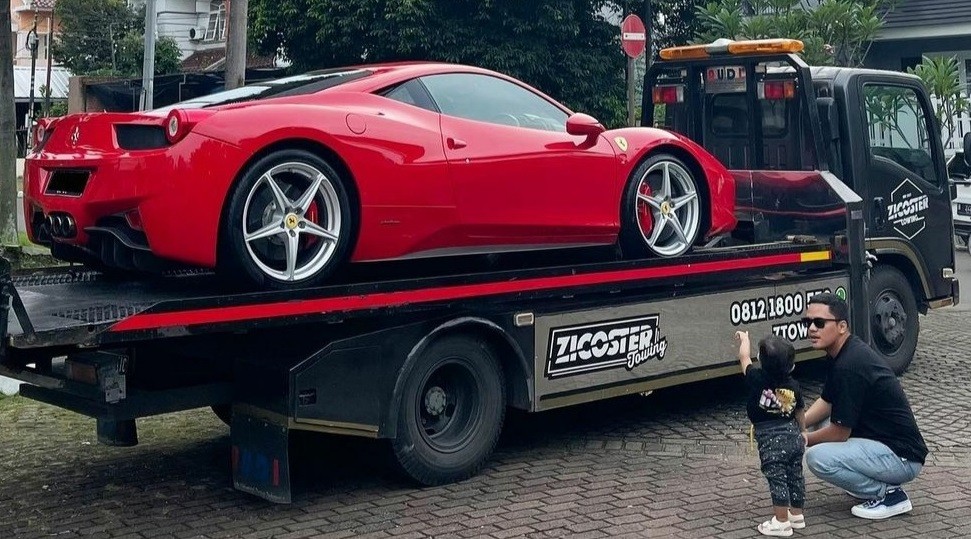 Anak Minta Naik Kuda, Arief Muhammad Malah Belikan Supercar Seharga Miliaran