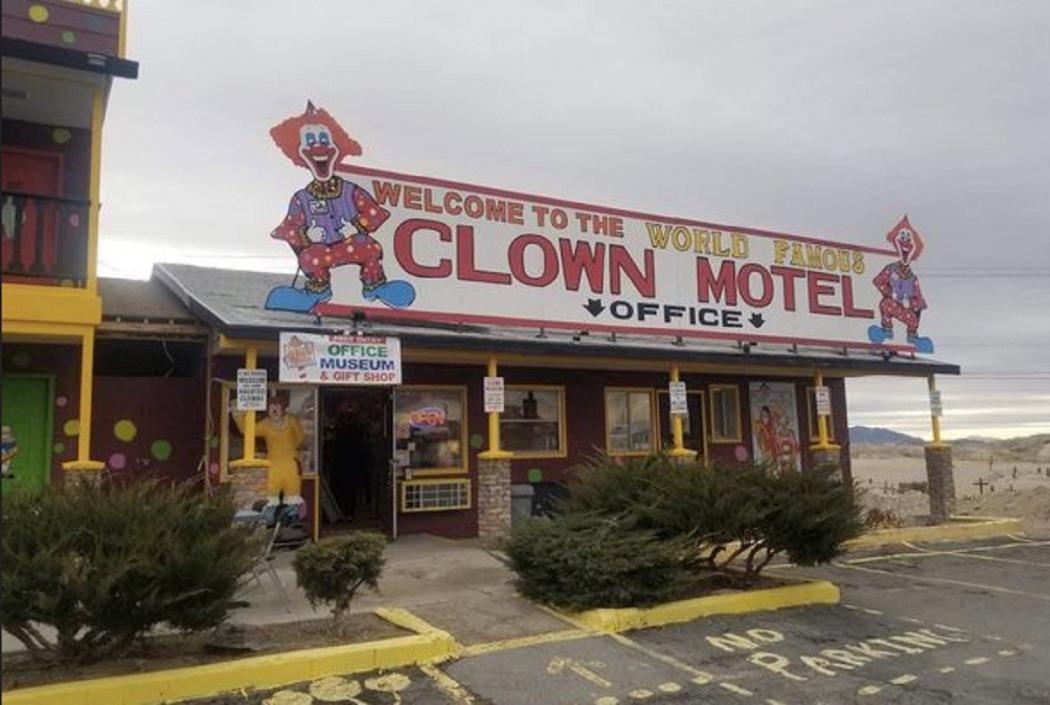 Pelancong Ini Berbagi Pengalaman Menginap di Hotel Paling Horor di AS