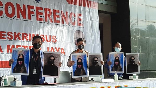 Identitas Artis Prostitusi Terungkap, Cassandra Angelie Digrebek Polisi saat Tak Berbusana