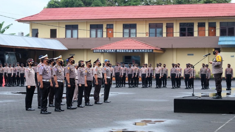 324 Personel Polda Sulut Naik Pangkat, Ini Pesan Kapolda Irjen Pol Mulyatno