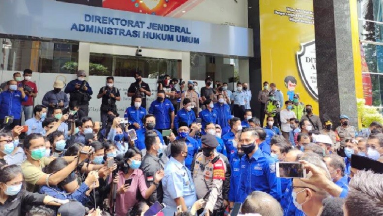 Di Kemenkumham AHY Sebut Peserta KLB Hanya Dipakaikan Jaket Demokrat Bukan Pemegang Suara Sah