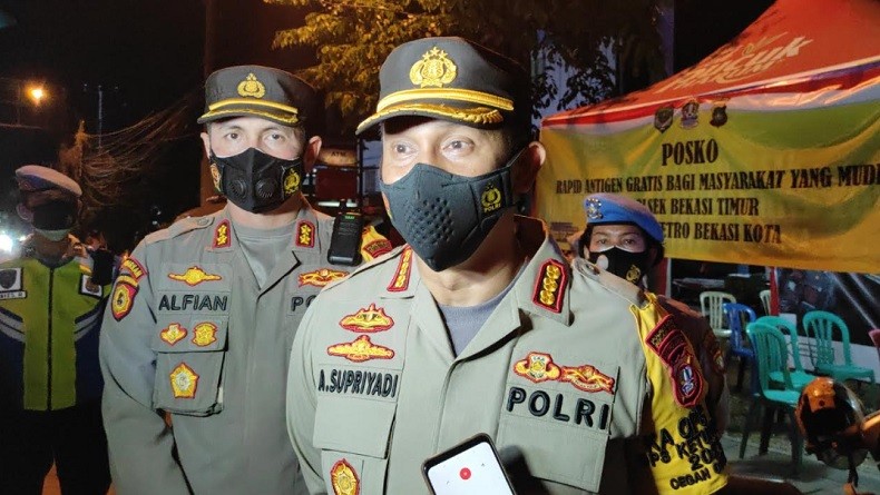 Bentrokan Maut di Unkris :  15 Anggota Ormas Ditangkap, Senjata Tajam Disita