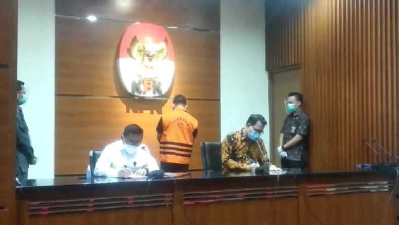 KPK Tahan Bupati Muara Enim Juarsah Kasus Proyek Dinas PUPR 2019