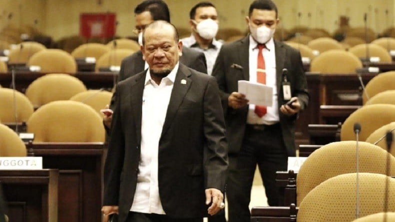 Vaksin Berdatangan ke Indonesia, Ketua DPD Minta Distribusi Merata ke Seluruh Daerah