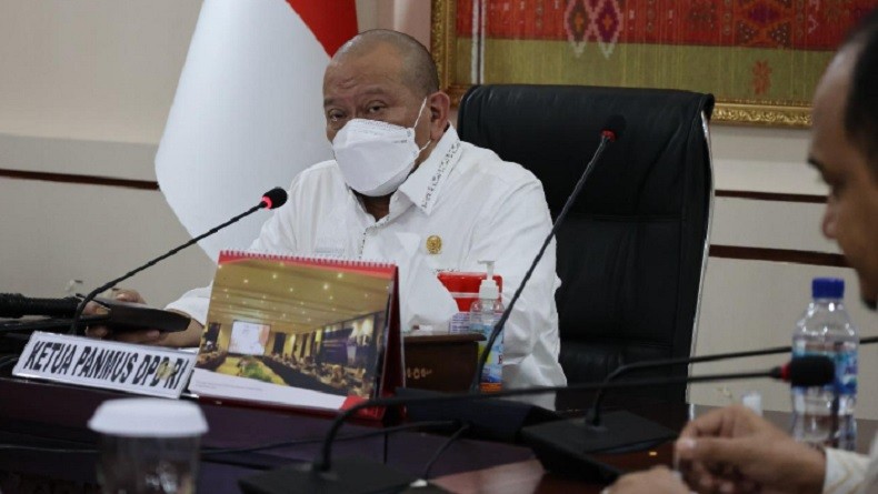 Ketua DPD Minta Masyarakat Jangan Takut Divaksin Covid-19