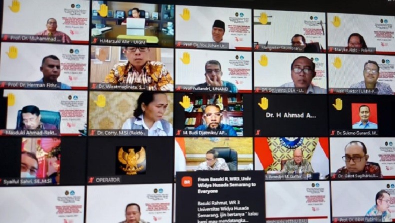 Rektor Perguruan Tinggi ke Mahfud MD: Pemerintah Benahi Komunikasi Publik Covid-19