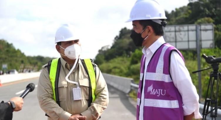 Dampingi Jokowi Tinjau Lokasi Ibu Kota Baru, Prabowo : Kita Harus Teruskan Pak