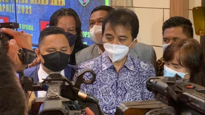 Roy Suryo Akan Laporkan Menag Yaqut soal Komentar Pengeras Suara Masjid dan Anjing