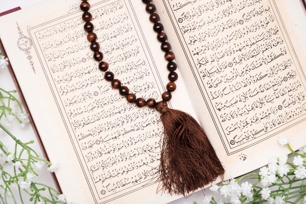 Bacaan Surat Yusuf untuk Ibu Hamil Ayat 1-16, Supaya Buah Hati Tampan dan Berakhlak Mulia