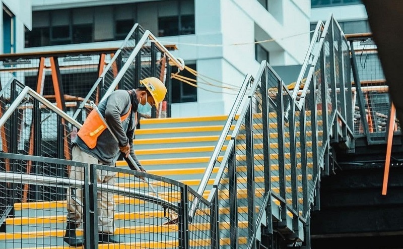 Melihat Lebih Dekat JPO Karet Sudirman, Pertama yang Bisa Dilewati Sepeda