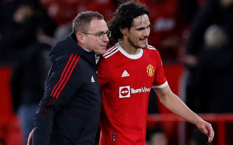 Jelang Man United Vs Wolves, Ralf Rangnick Tegaskan Edinson Cavani Bertahan