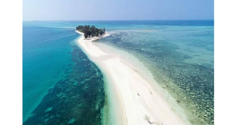 5 Destinasi Wajib Dikunjungi pada 2022, Nomor 4 Ada Jalanan Pasir Tengah Laut