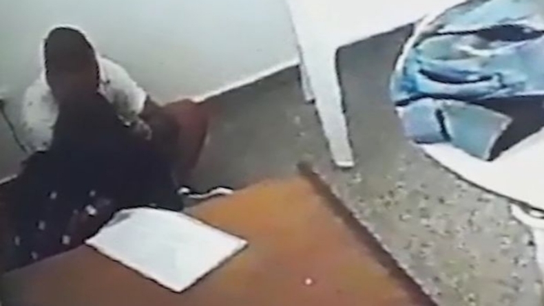 Hakim yang Tangani Sidang Kasus Pembunuhan Ini Terekam CCTV Cium Pelaku 