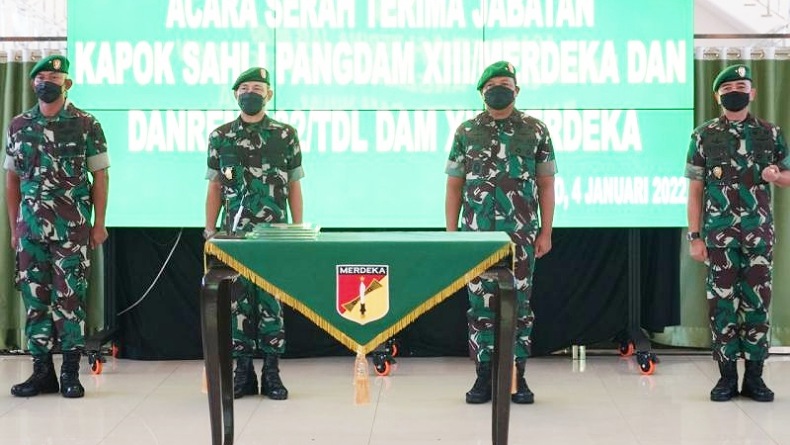Pangdam XIII/Merdeka Sertijab Kapoksahli dan Danrem 132/Tadulako