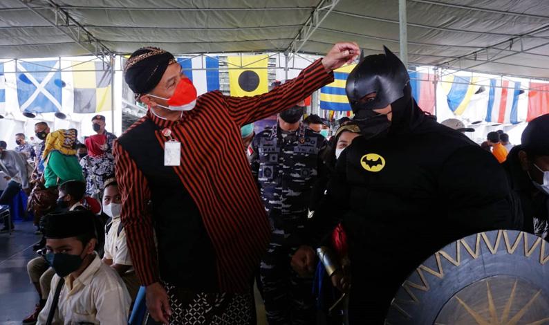 Ganjar Bertemu Batman di Kapal Perang, Ini yang Terjadi
