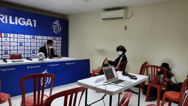 Viral Ruang Konpers Liga 1 Sempit dan Tak Layak, Netizen: Kayak Kantor Koperasi Desa