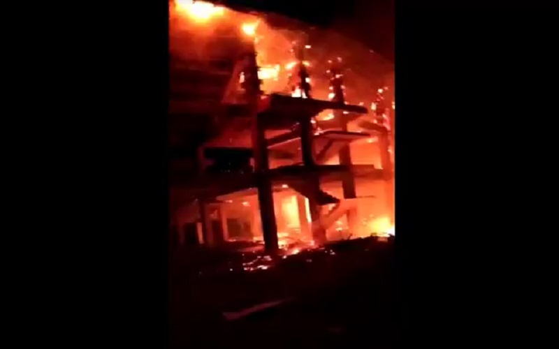 Sport Hall Milik Pemkab Bangka Barat Terbakar