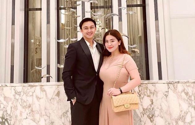 Ungkapan Bahagia Caesar Hito Rayakan 1 Tahun Pernikahan dengan Felicya Angelista