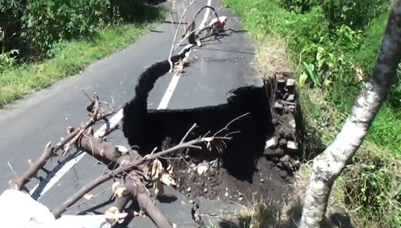 Gegara Tanah Ambles di Jalur Sumedang-Majalengka, Ini Langkah Polisi Atasi Macet