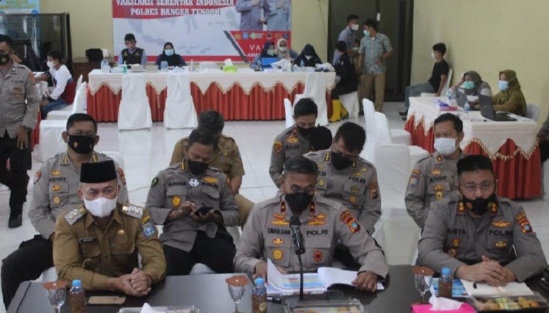 Wakapolda Babel Turun Langsung Pantau Vaksinasi Serentak di Bangka Tengah