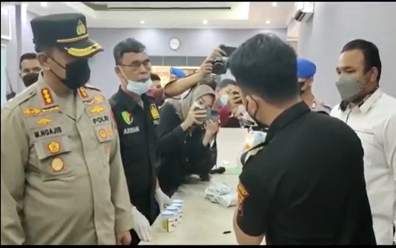 Bersih-Bersih Narkoba, Pejabat dan Porsonel Polrestabes Palembang Tes Urine