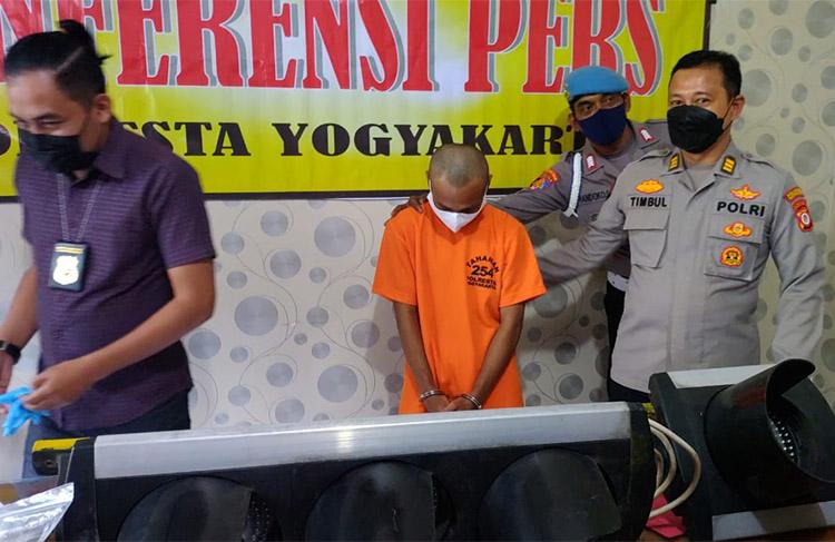 Polresta Jogja Tangkap Pencuri Tiang dan Lampu Apill, Polisi: Sudah Mencuri di 7 Lokasi