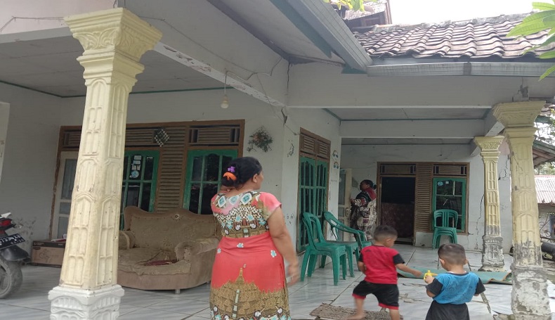 Terimbas Peledakan Galian C, Penghuni 7 Rumah di Cianjur Ngungsi