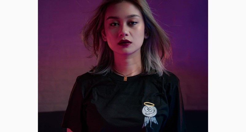 Live Podcast Porno With Adella Wulandari