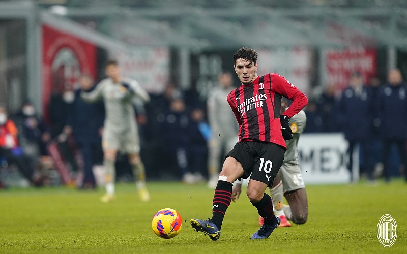 Hasil AC Milan Vs Genoa: Menang Susah Payah, Rosonerri Lanjut ke 8 Besar Coppa Italia