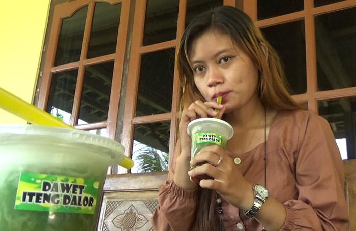 Kuliner Unik, Es Dawet Daun Kelor Campur Ikan Tengiri Miliki Nilai Gizi Tinggi
