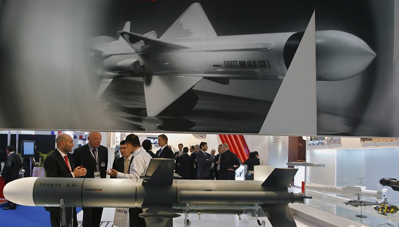 Hadapi Agresi China, Filipina Beli Sistem Rudal dari India 