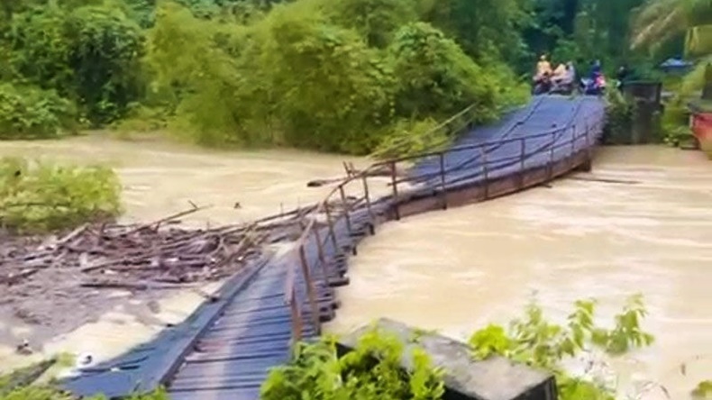 Diterjang Banjir, 11 Jembatan di Aceh Timur Rusak Parah