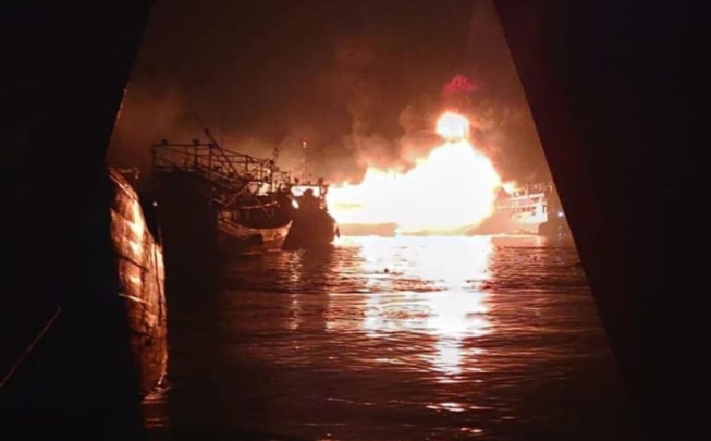 Kapal Terbakar di Muara Angke, 3 Armada Pemadam Dikerahkan