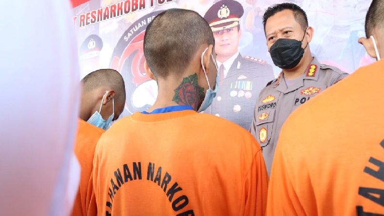 Pedagang Jajanan Anak Nyambi Edarkan Narkoba di Bandung Diringkus Polisi