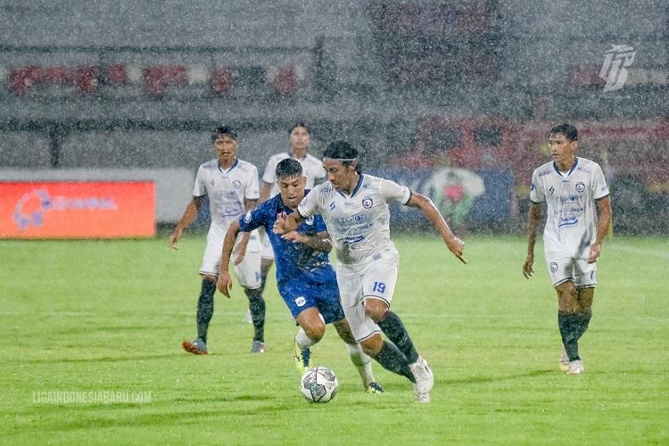 Arema FC Jelaskan Alasan Para Pemain Asing Absen di Laga Vs PSIS, Kena Covid-19?